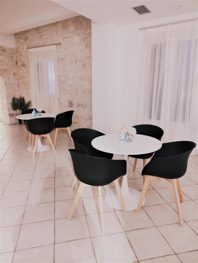 Alkyon Hotel Парос Екстериор снимка