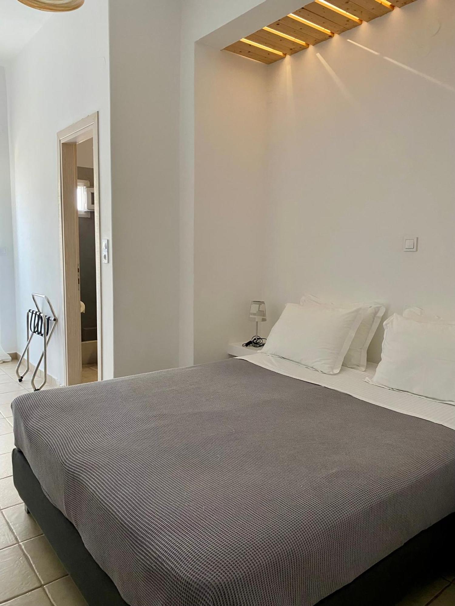 Alkyon Hotel Парос Екстериор снимка