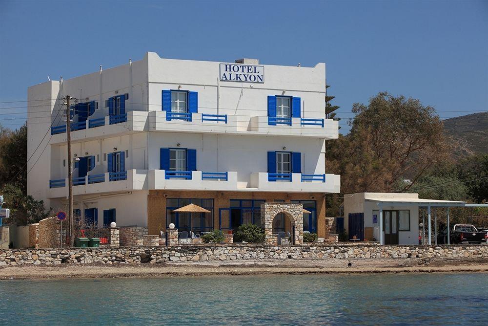 Alkyon Hotel Парос Екстериор снимка