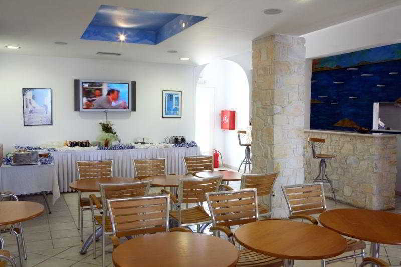 Alkyon Hotel Парос Екстериор снимка