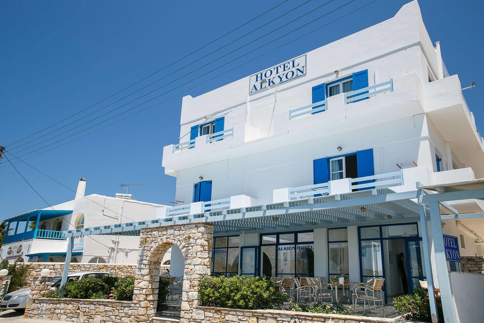 Alkyon Hotel Парос Екстериор снимка