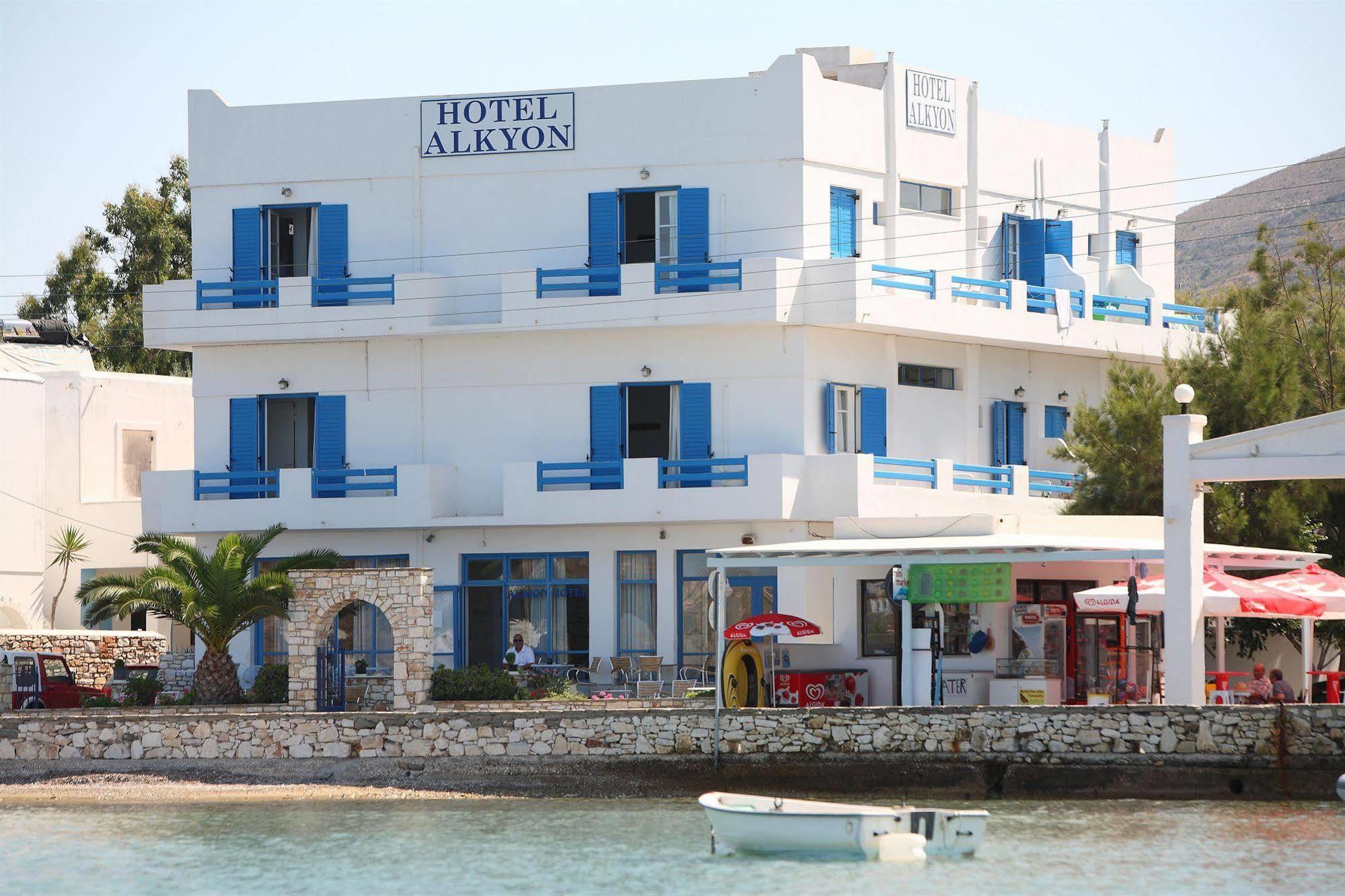 Alkyon Hotel Парос Екстериор снимка
