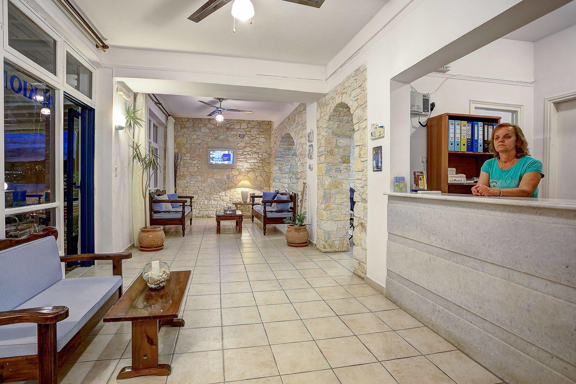 Alkyon Hotel Парос Екстериор снимка